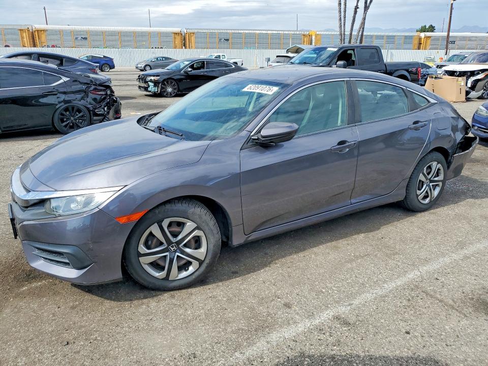 Продажа на аукционе авто 2018 Honda Civic, vin: 2HGFC2F55JH602665, номер лота: 62091076