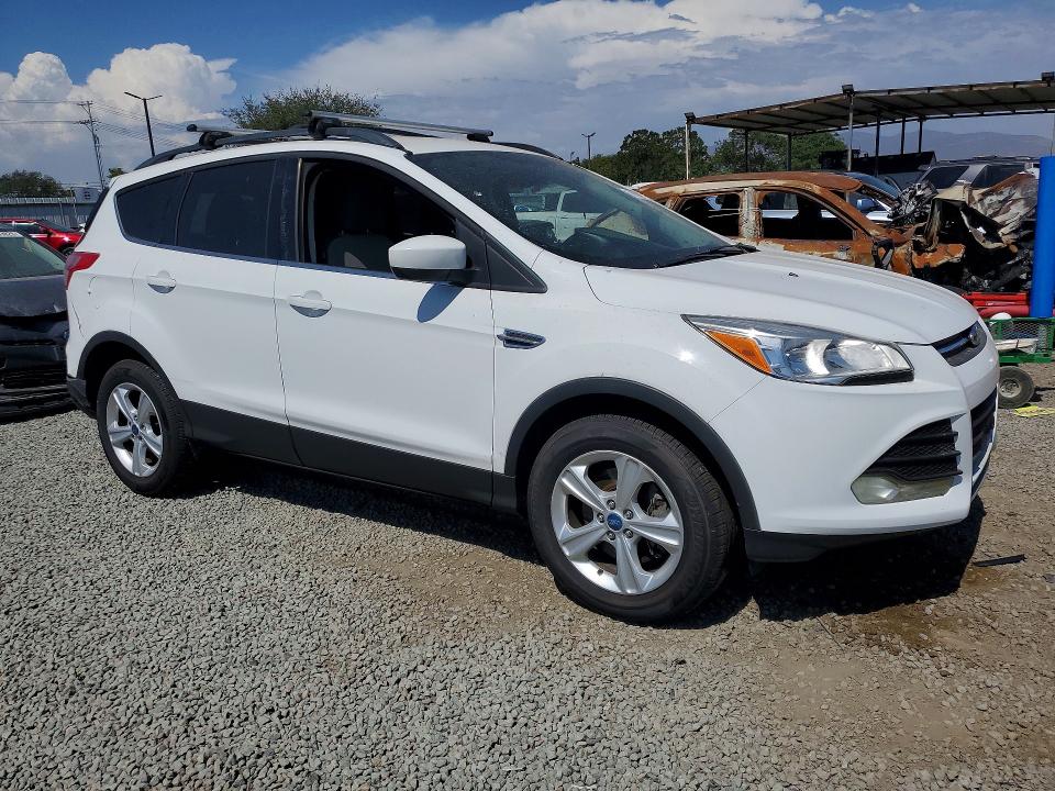 59110906 :رقم المزاد ، 1FMCU9GX1DUA42583 vin ، 2013 Ford Escape مزاد بيع