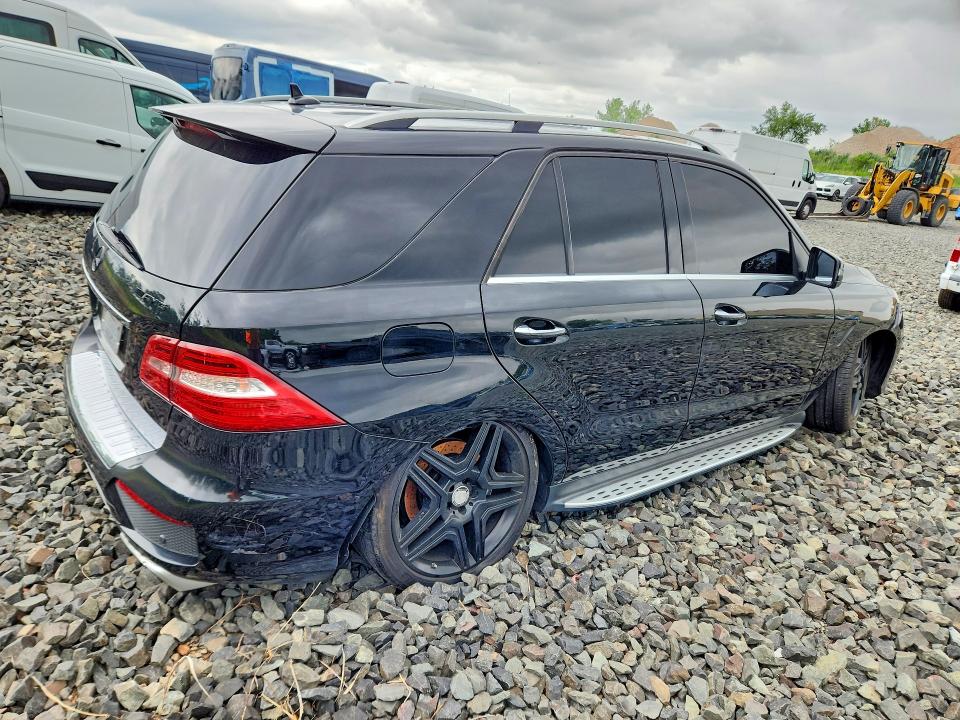 61109886 :رقم المزاد ، 4JGDA7EB5DA120924 vin ، 2013 Mercedes-benz Ml مزاد بيع
