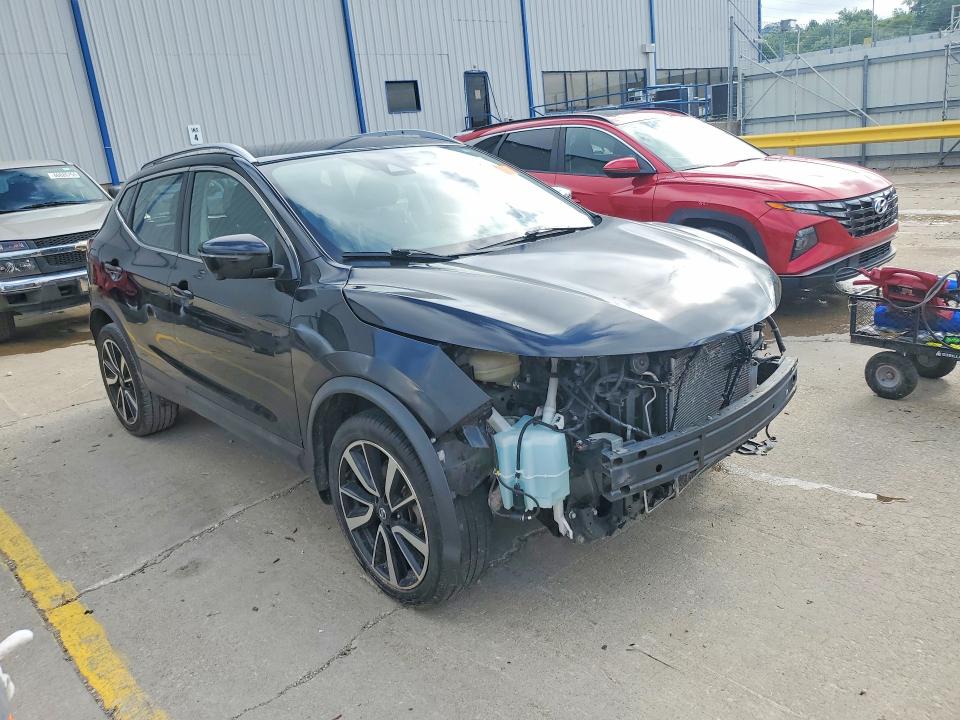 60159056 :رقم المزاد ، JN1BJ1CR1JW282852 vin ، 2018 Nissan Rogue Sport مزاد بيع