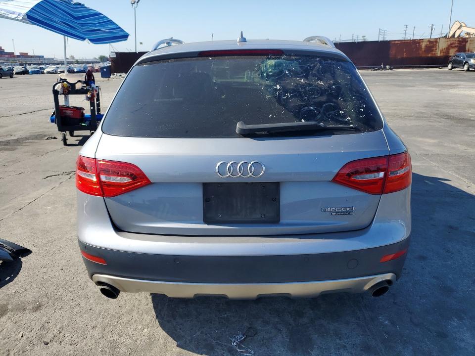 Продажа на аукционе авто 2016 Audi A4 Allroad, vin: WA1UFAFL8GA006280, номер лота: 61062966