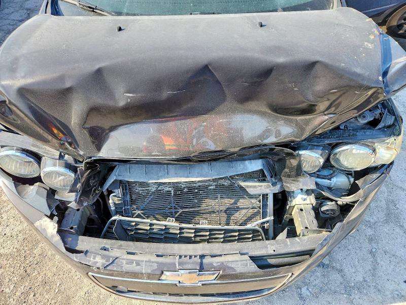 59613256 :رقم المزاد ، 1G1JC5SH1F4127202 vin ، 2015 Chevrolet Sonic مزاد بيع