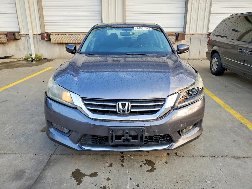 2014 Honda Accord მანქანა იყიდება აუქციონზე, vin: 1HGCR2F56EA165815, აუქციონის ნომერი: 61675246