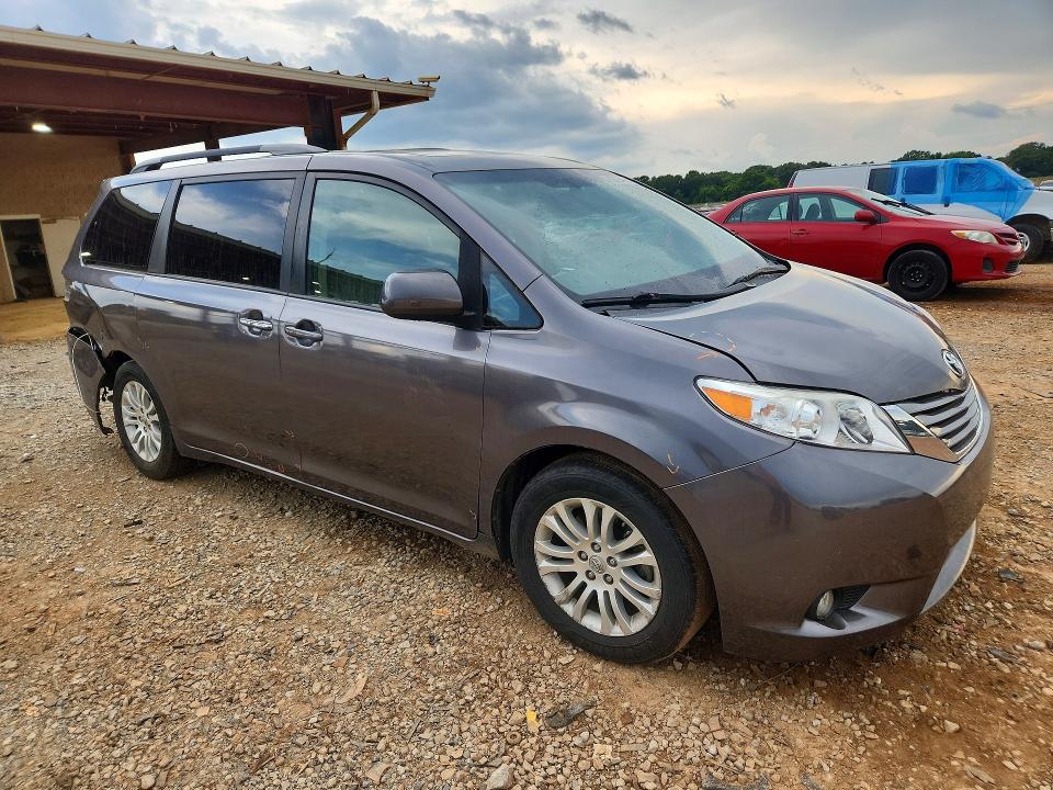 Продажа на аукционе авто 2016 Toyota Sienna, vin: 5TDYK3DC8GS765127, номер лота: 60629486