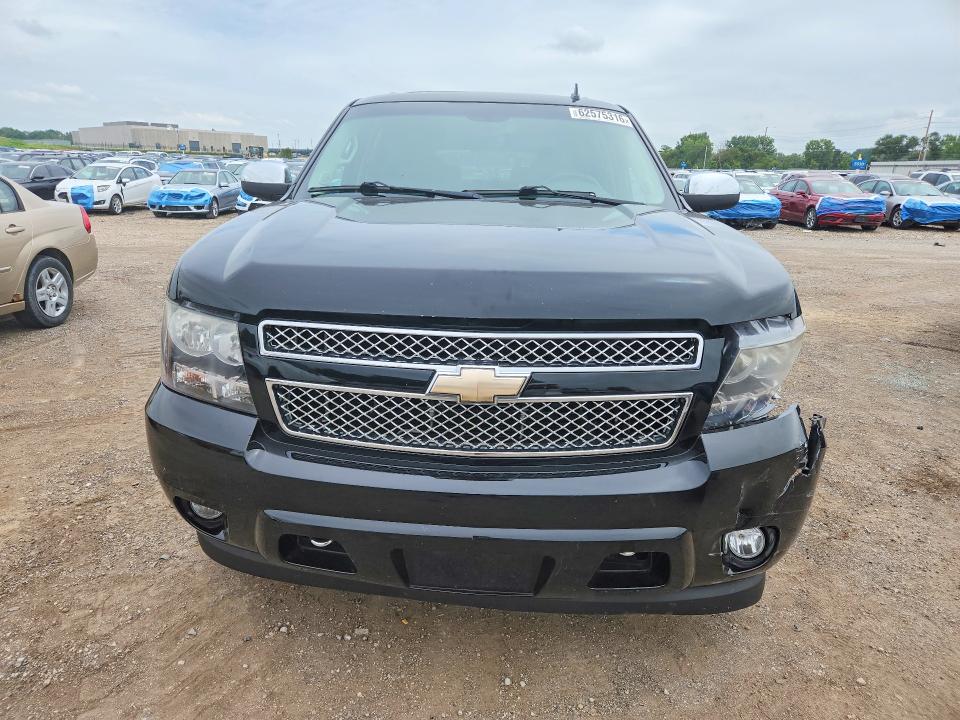 Продажа на аукционе авто 2008 Chevrolet Suburban, vin: 1GNFK16378J195863, номер лота: 62575316
