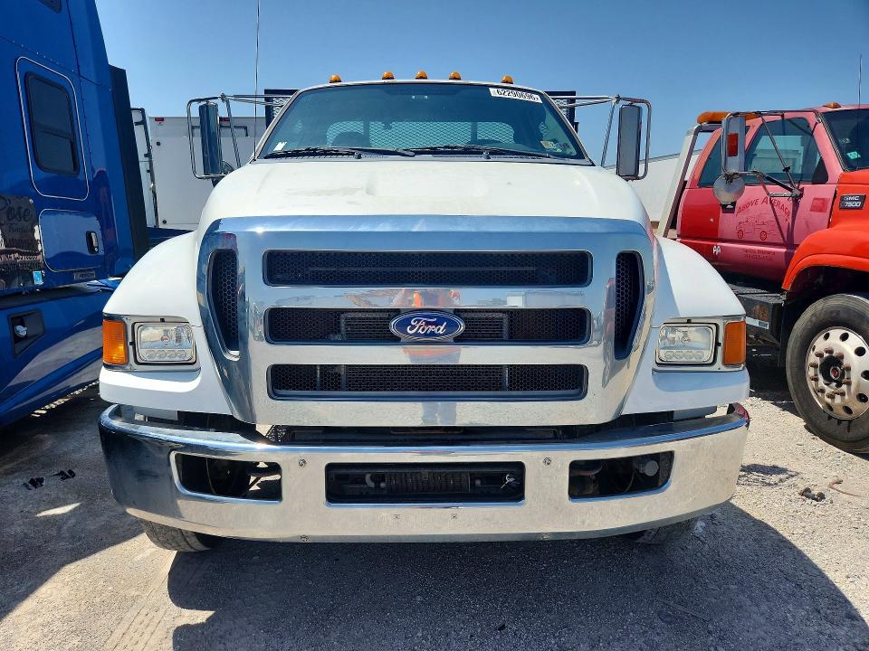 62290696 :رقم المزاد ، 3FRNF6HD9FV682703 vin ، 2015 Ford F650 مزاد بيع