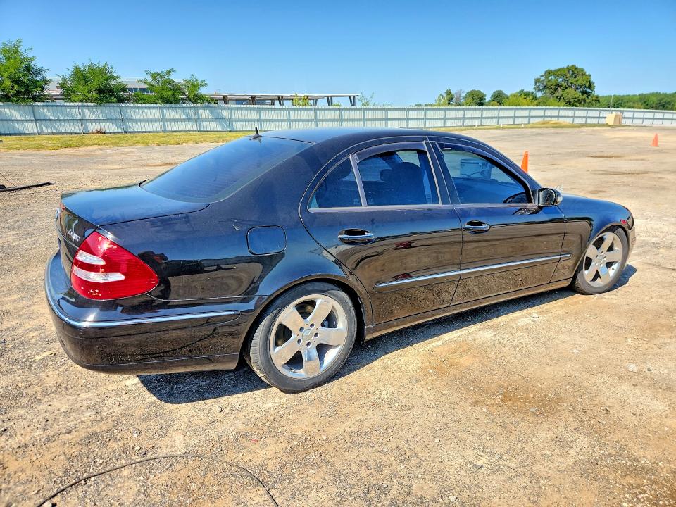 2006 Mercedes-benz E მანქანა იყიდება აუქციონზე, vin: WDBUF83J26X200587, აუქციონის ნომერი: 63094786