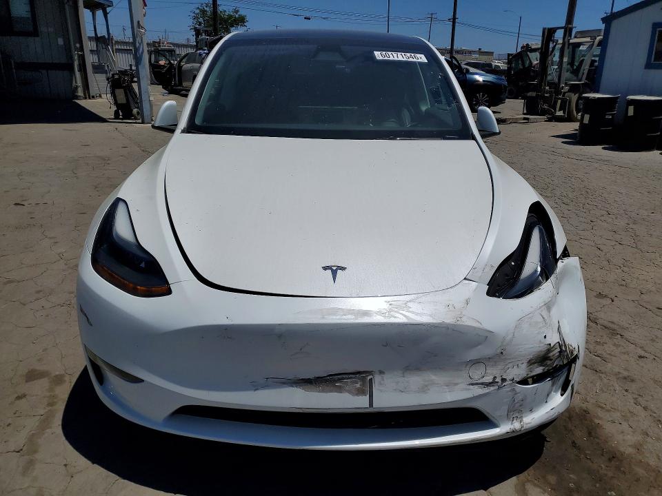 Продажа на аукционе авто 2024 Tesla Model Y, vin: 7SAYGAEE5RF042917, номер лота: 60171546