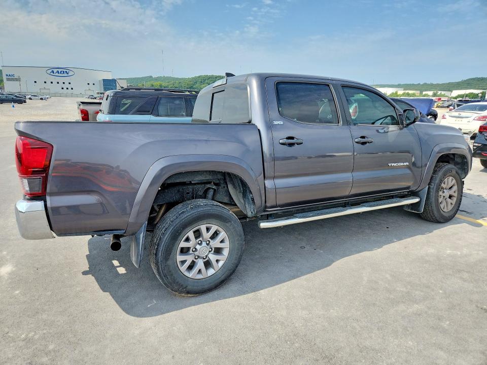 Aukcja sprzedaży 2018 Toyota Tacoma, vin: 5TFCZ5ANXJX162804, numer aukcji: 62141826