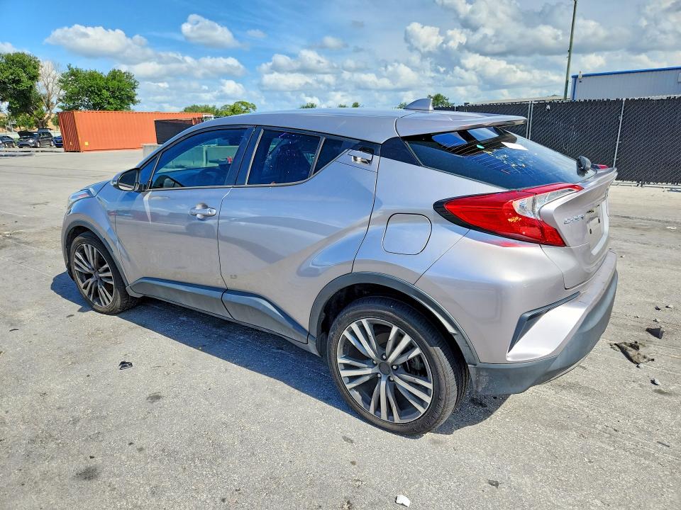 59062876 :رقم المزاد ، NMTKHMBX9LR106823 vin ، 2020 Toyota C-hr مزاد بيع