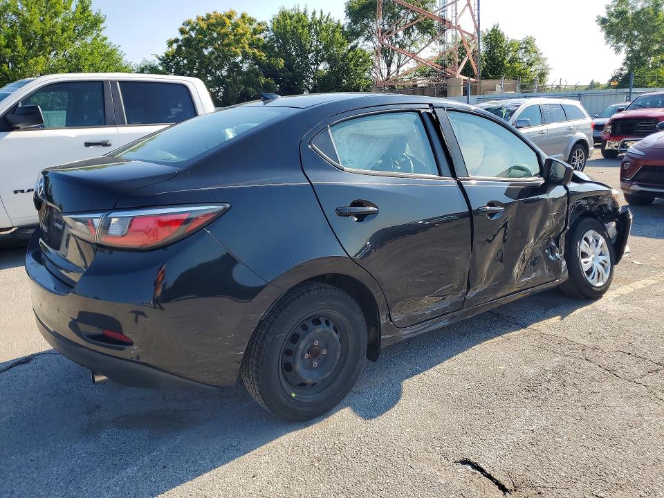 59833776 :رقم المزاد ، 3MYDLBYV4LY716965 vin ، 2020 Toyota Yaris مزاد بيع