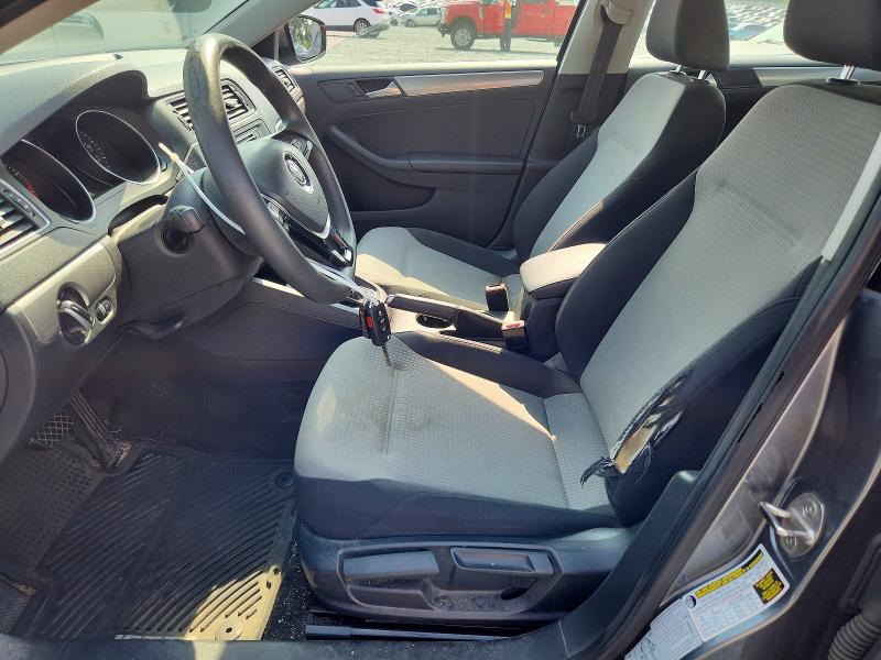 63099996 :رقم المزاد ، 3VW2B7AJ4HM212148 vin ، 2017 Volkswagen Jetta مزاد بيع