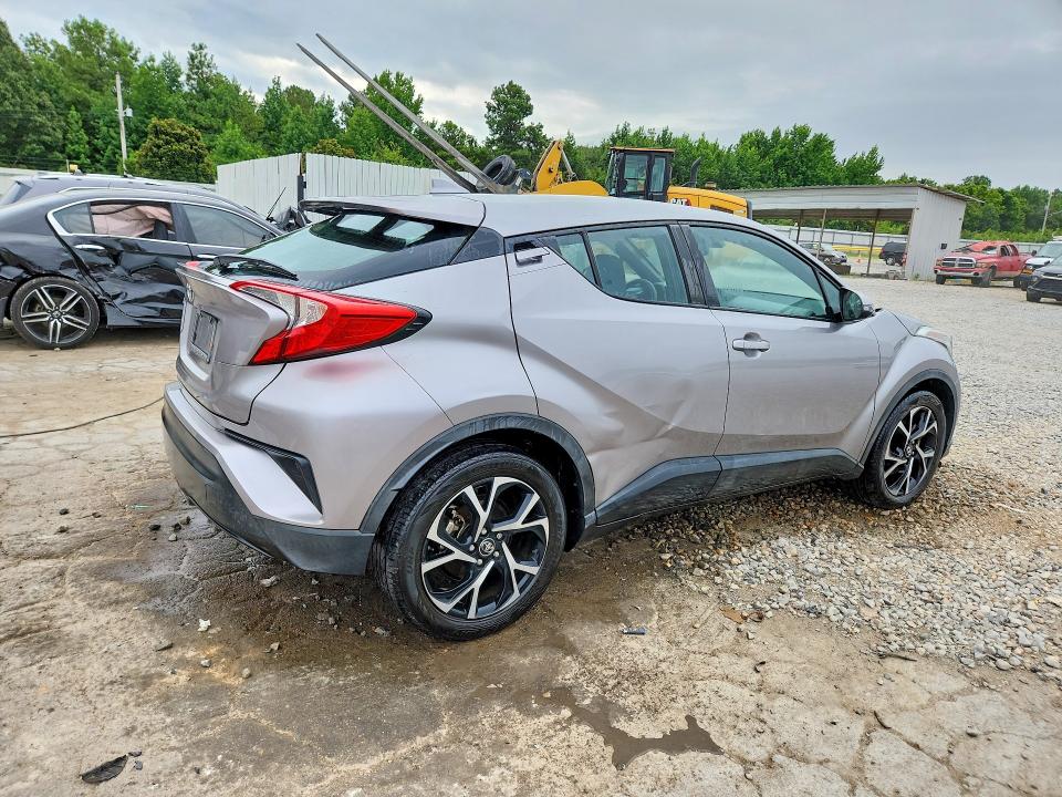 62303466 :رقم المزاد ، NMTKHMBX8JR055988 vin ، 2018 Toyota C-hr مزاد بيع