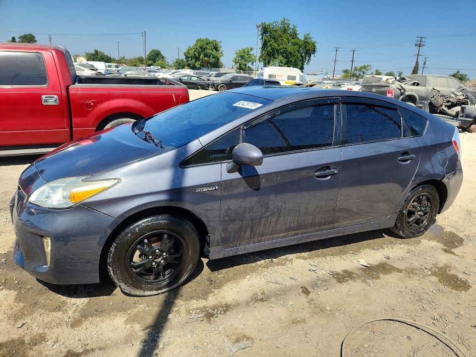 63429776 :رقم المزاد ، JTDKN3DU4D5606645 vin ، 2013 Toyota Prius مزاد بيع