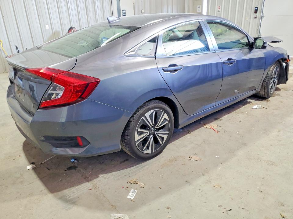Продажа на аукционе авто 2018 Honda Civic, vin: JHMFC1F71JX026433, номер лота: 61591556