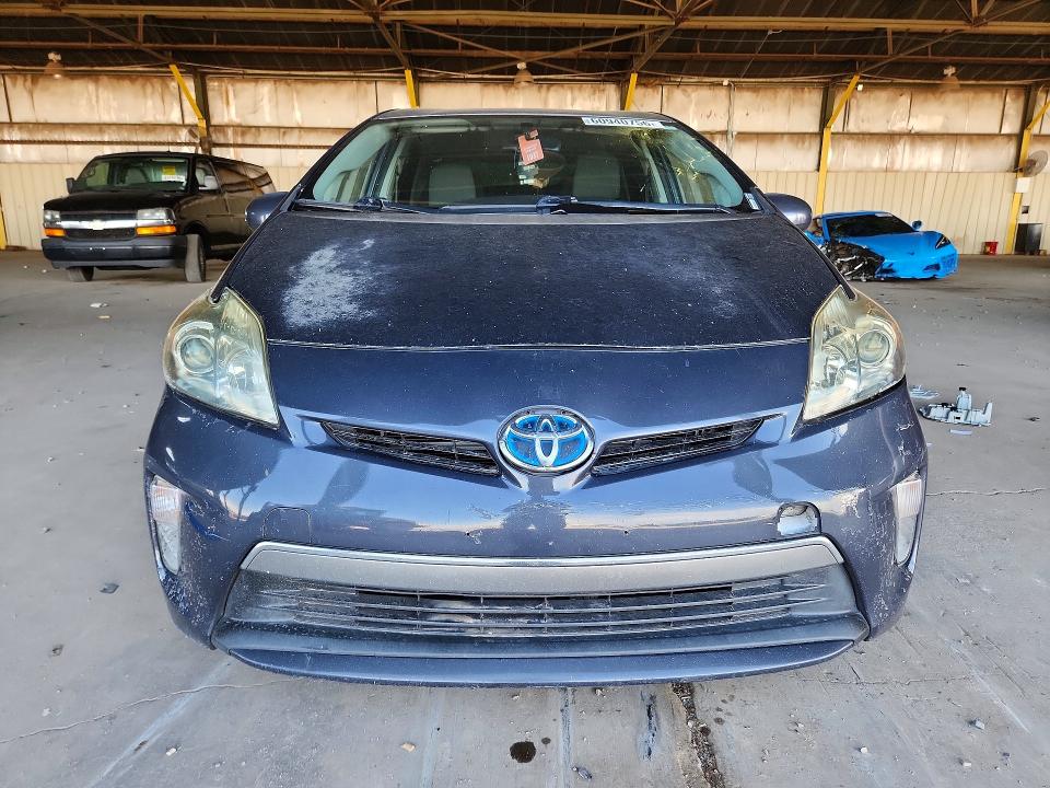 60940756 :رقم المزاد ، JTDKN3DP5D3041277 vin ، 2013 Toyota Prius Plug-in Hybrid مزاد بيع