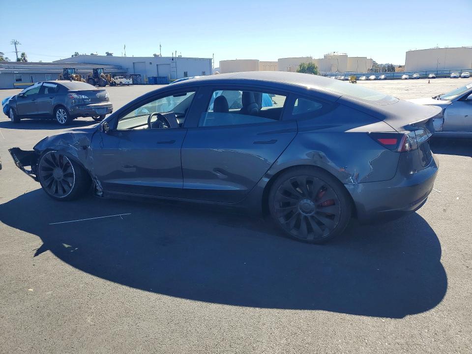 62716326 :رقم المزاد ، 5YJ3E1EC8MF093669 vin ، 2021 Tesla Model 3 مزاد بيع