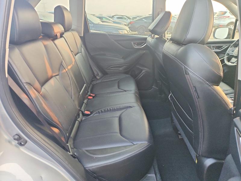 60715336 :رقم المزاد ، JF2SKAUC0MH477856 vin ، 2021 Subaru Forester مزاد بيع