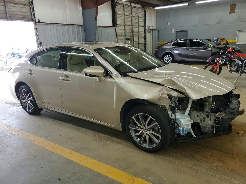 59861786 :رقم المزاد ، JTHBW1GG0H2149622 vin ، 2017 Lexus Es مزاد بيع