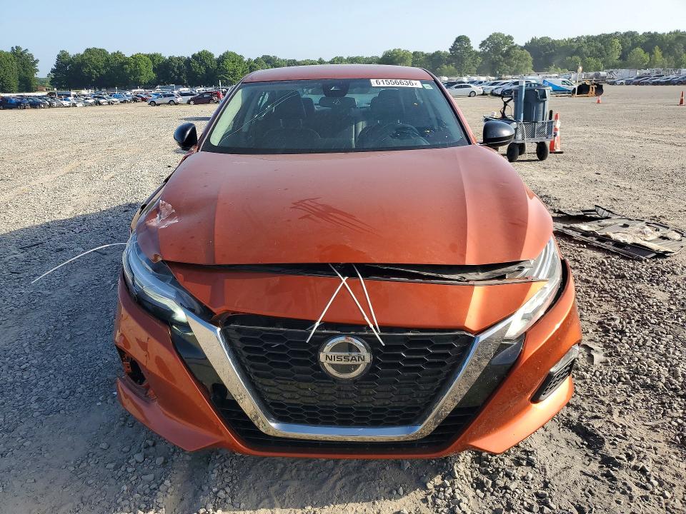 61556636 :رقم المزاد ، 1N4BL4CV1NN382019 vin ، 2022 Nissan Altima مزاد بيع