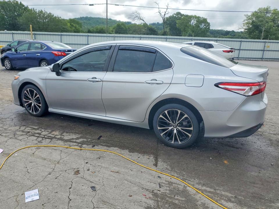 Aukcja sprzedaży 2018 Toyota Camry, vin: 4T1B11HK3JU022615, numer aukcji: 61614036