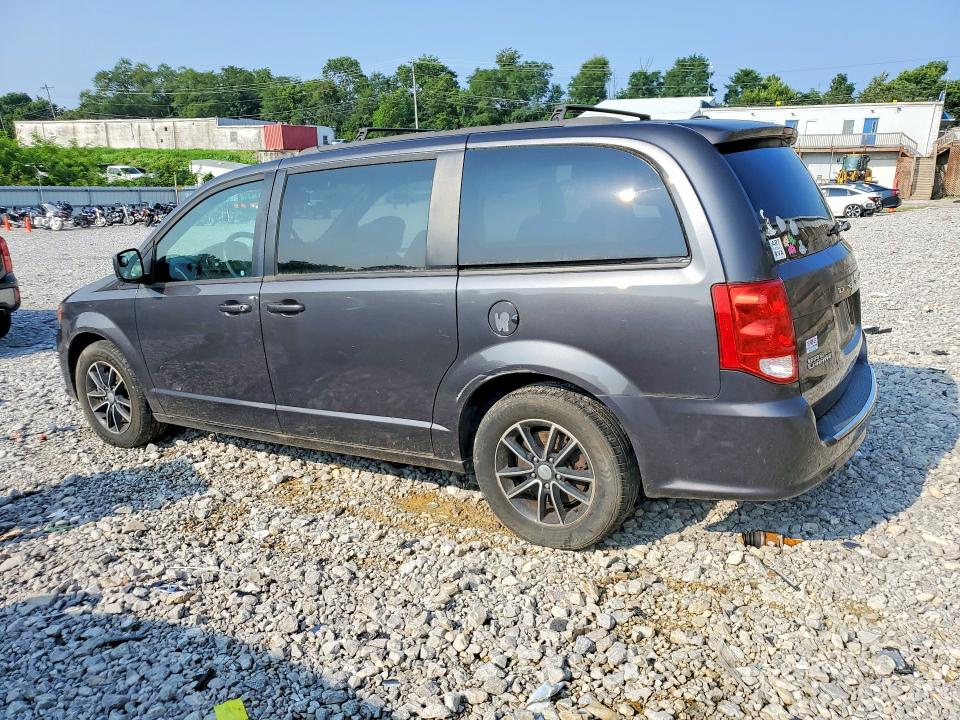 61899926 :رقم المزاد ، 2C4RDGEG7JR284082 vin ، 2018 Dodge Grand Caravan مزاد بيع