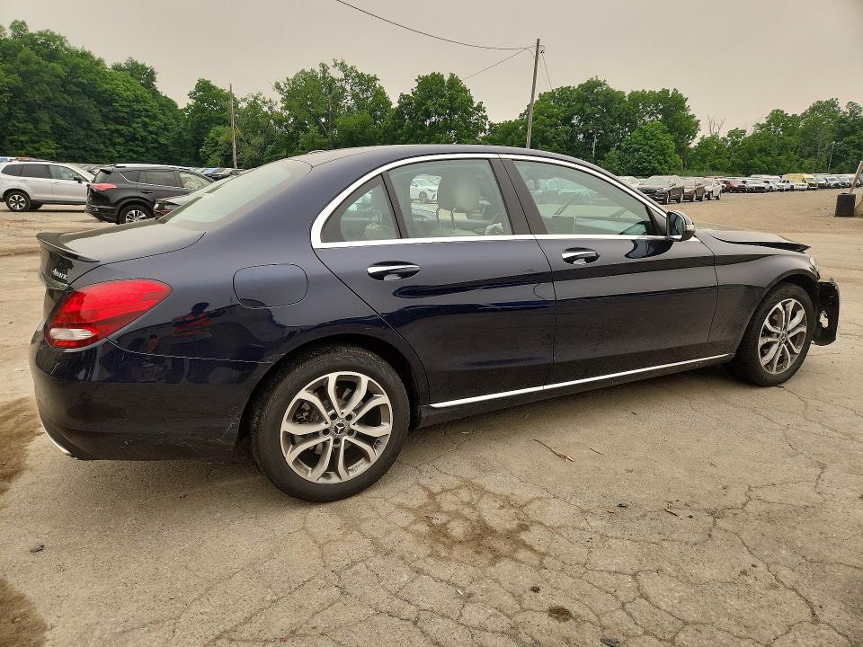 61366506 :رقم المزاد ، 55SWF4KB5JU256991 vin ، 2018 Mercedes-benz C مزاد بيع