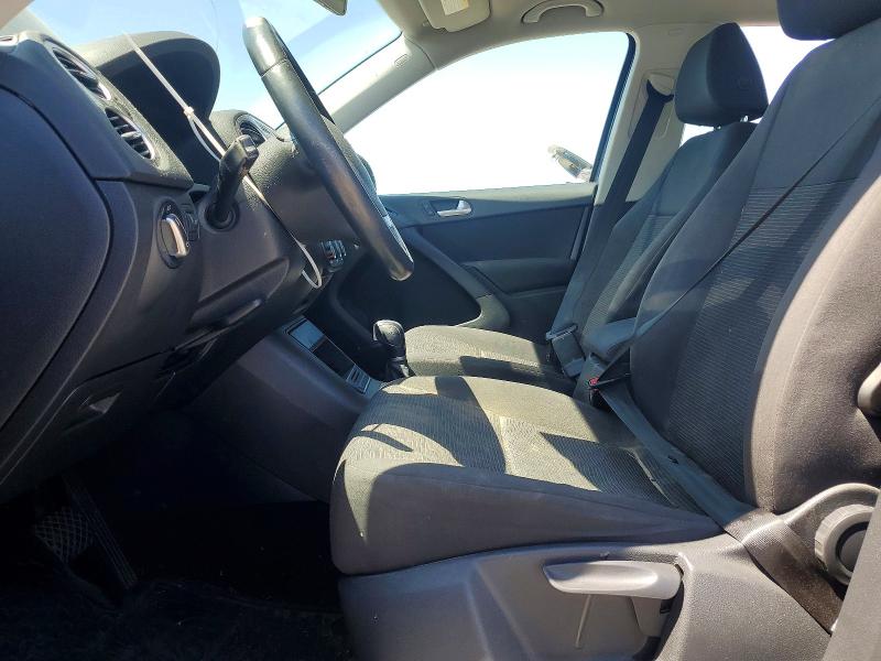 60430086 :رقم المزاد ، WVGAV7AX6FW524233 vin ، 2015 Volkswagen Tiguan مزاد بيع