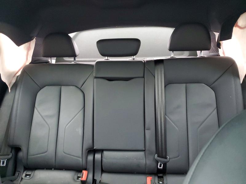 59289586 :رقم المزاد ، WA1EECF39M1022759 vin ، 2021 Audi Q3 مزاد بيع