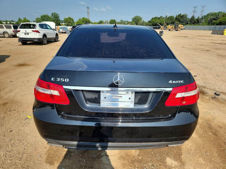 Продаж на аукціоні авто 2010 Mercedes-benz E, vin: WDDHF8HB6AA100630, номер лоту: 61583276