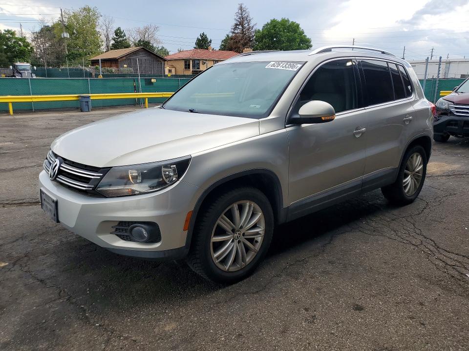 2013 Volkswagen Tiguan მანქანა იყიდება აუქციონზე, vin: WVGAV3AX3DW087734, აუქციონის ნომერი: 62613396