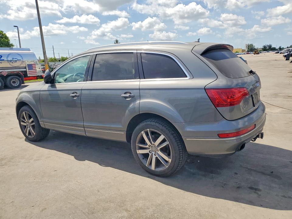 Продаж на аукціоні авто 2015 Audi Q7, vin: WA1LGAFEXFD001010, номер лоту: 63480076