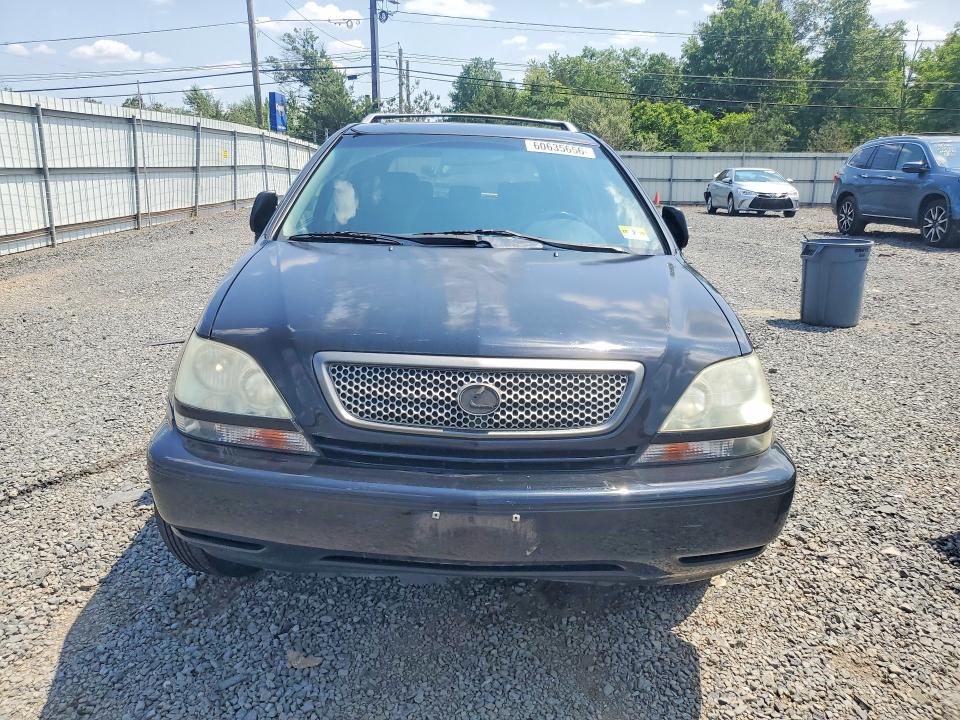 60635656 :رقم المزاد ، JTJHF10UX10209688 vin ، 2001 Lexus Rx مزاد بيع