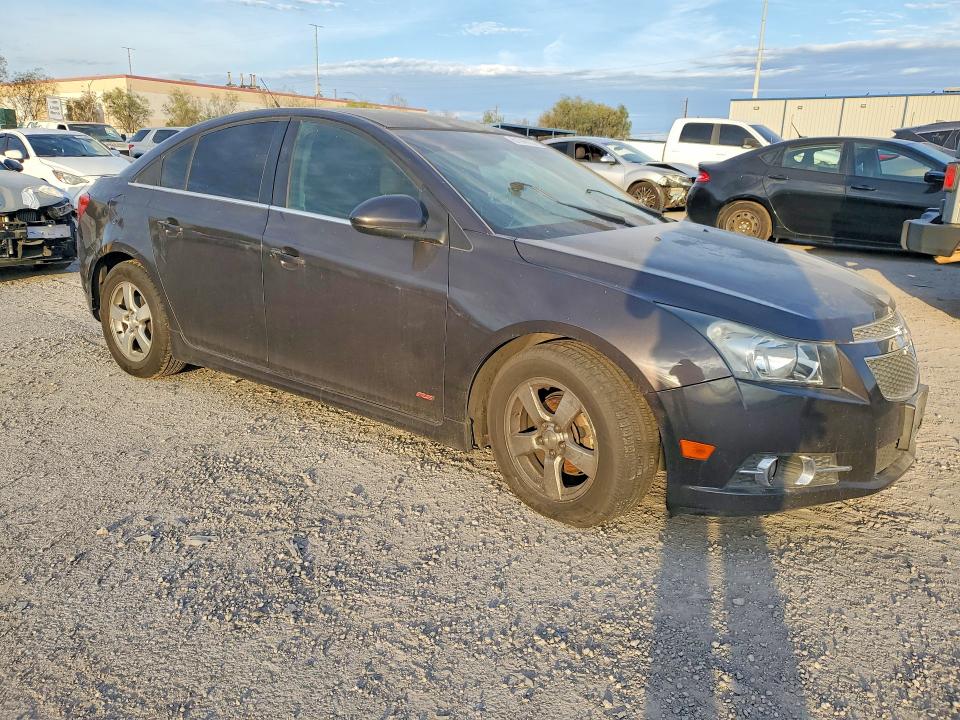 61048836 :رقم المزاد ، 1G1PC5SB8E7192633 vin ، 2014 Chevrolet Cruze مزاد بيع