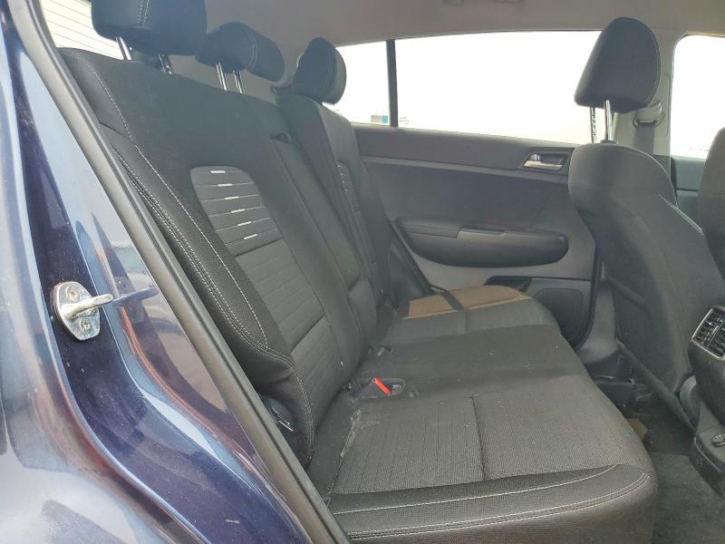 61389446 :رقم المزاد ، KNDPMCAC0M7886136 vin ، 2021 Kia Sportage مزاد بيع