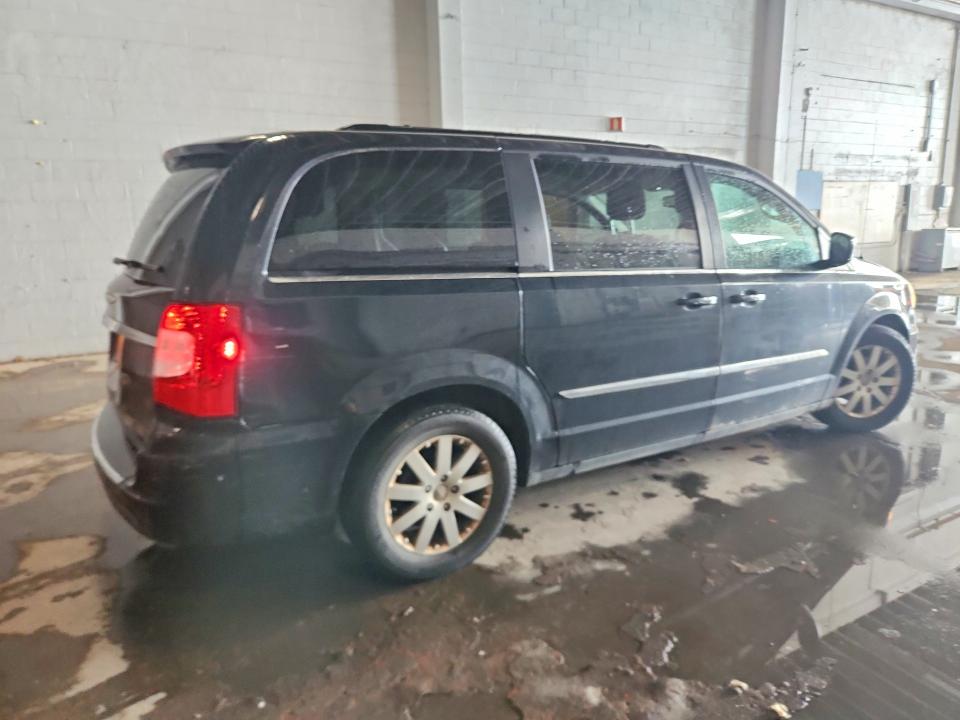 60791246 :رقم المزاد ، 2A4RR8DG9BR680258 vin ، 2011 Chrysler Town & Country مزاد بيع