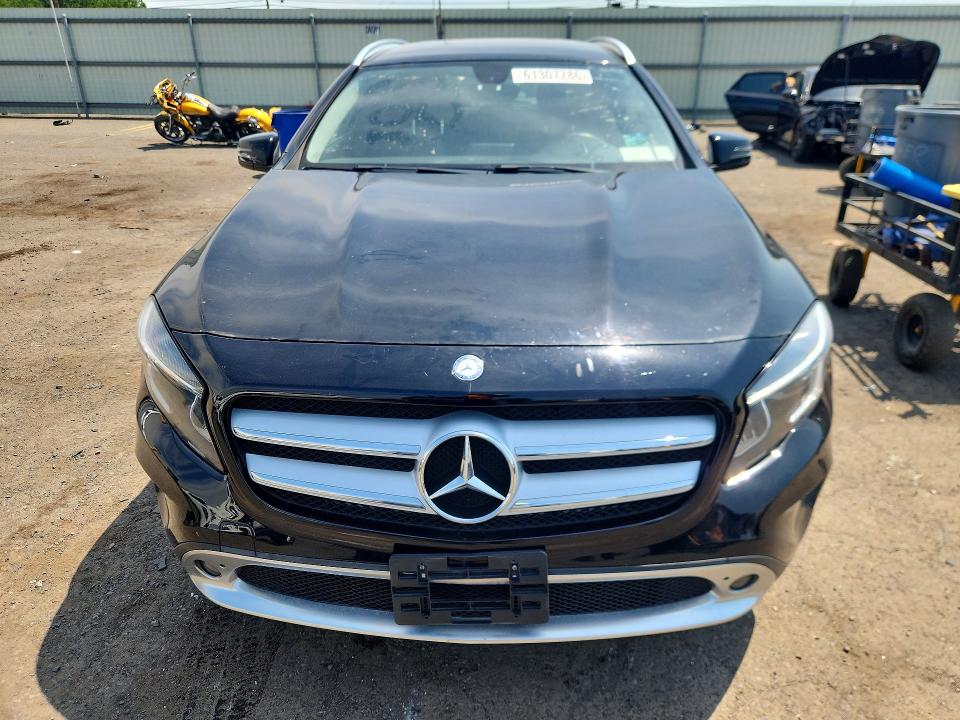 2015 Mercedes-benz Gla მანქანა იყიდება აუქციონზე, vin: WDCTG4GB9FJ110775, აუქციონის ნომერი: 61307786