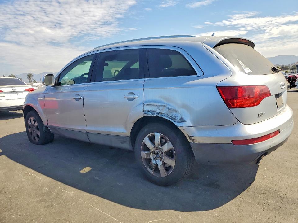 2007 Audi Q7 მანქანა იყიდება აუქციონზე, vin: WA1BY74L97D090003, აუქციონის ნომერი: 61981936