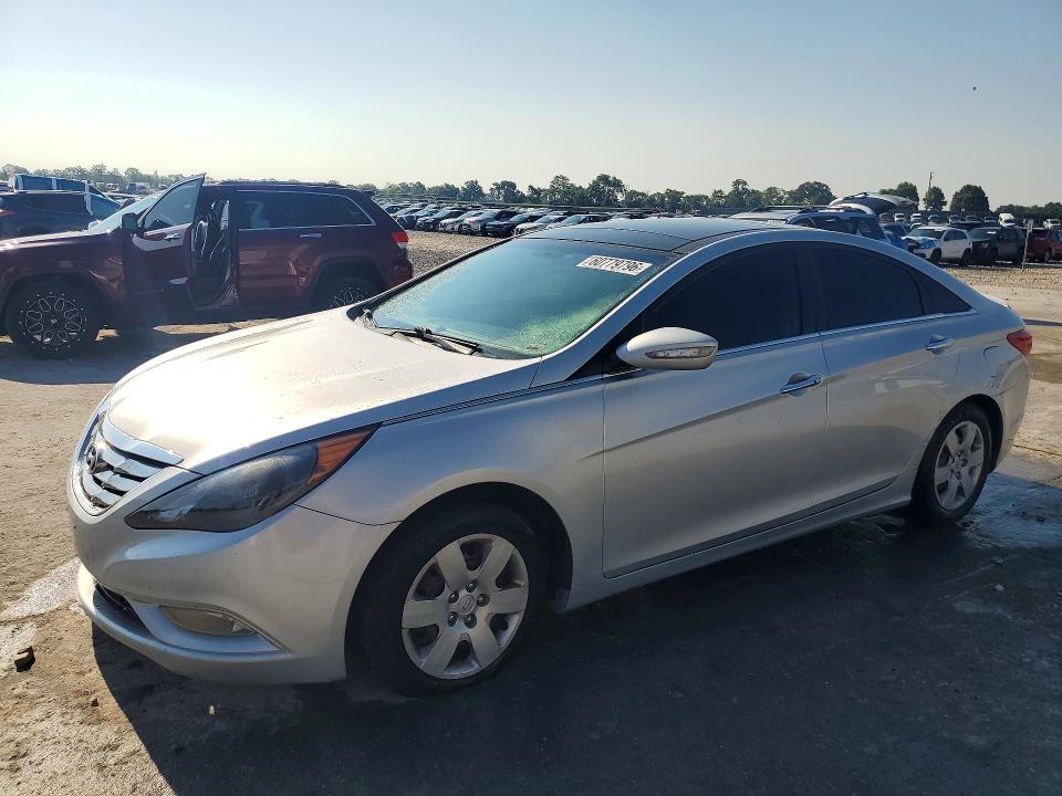 60779796 :رقم المزاد ، 5NPEC4AB7DH809234 vin ، 2013 Hyundai Sonata مزاد بيع