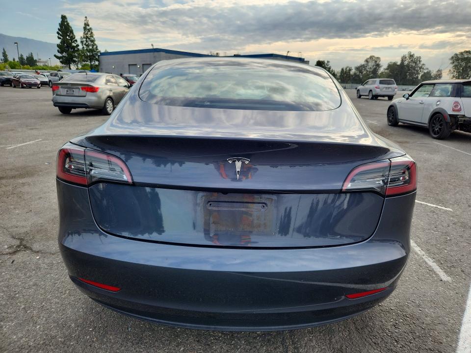 2023 Tesla Model 3 მანქანა იყიდება აუქციონზე, vin: 5YJ3E1EA4PF575364, აუქციონის ნომერი: 61731106