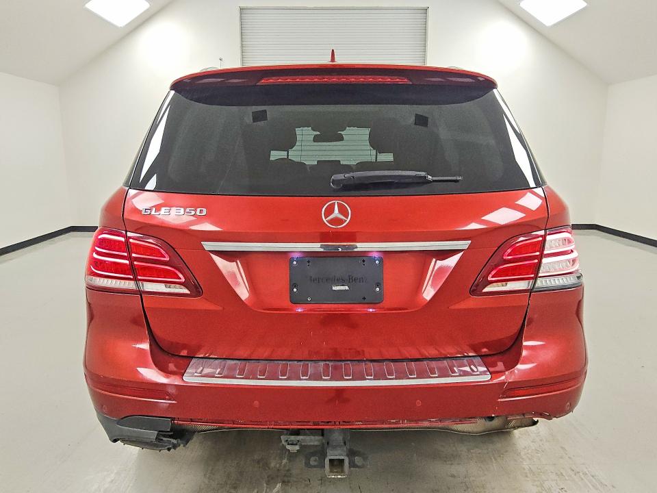 2017 Mercedes-benz Gle მანქანა იყიდება აუქციონზე, vin: 4JGDA5JB5HA957527, აუქციონის ნომერი: 60924026
