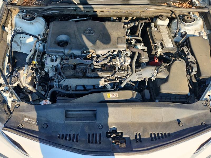 59950076 :رقم المزاد ، 4T1C11AK7MU562973 vin ، 2021 Toyota Camry مزاد بيع