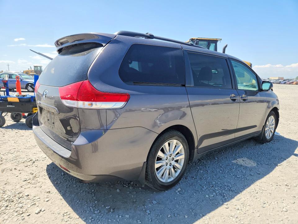 2012 Toyota Sienna მანქანა იყიდება აუქციონზე, vin: 5TDDK3DC6CS044295, აუქციონის ნომერი: 61806956