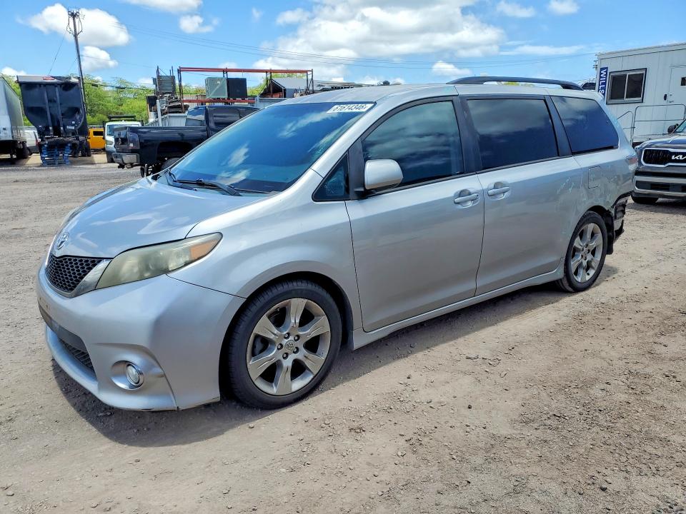 Auction sale of the 2012 Toyota Sienna, vin: 5TDXK3DC3CS249795, lot number: 61614346