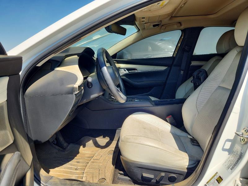60769626 :رقم المزاد ، JM1BPBEY5M1316668 vin ، 2021 Mazda 3 مزاد بيع