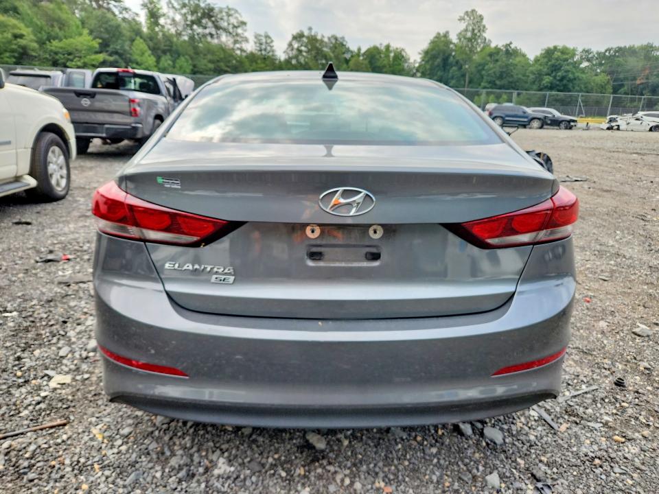 61608056 :رقم المزاد ، KMHD74LF7HU154340 vin ، 2017 Hyundai Elantra مزاد بيع
