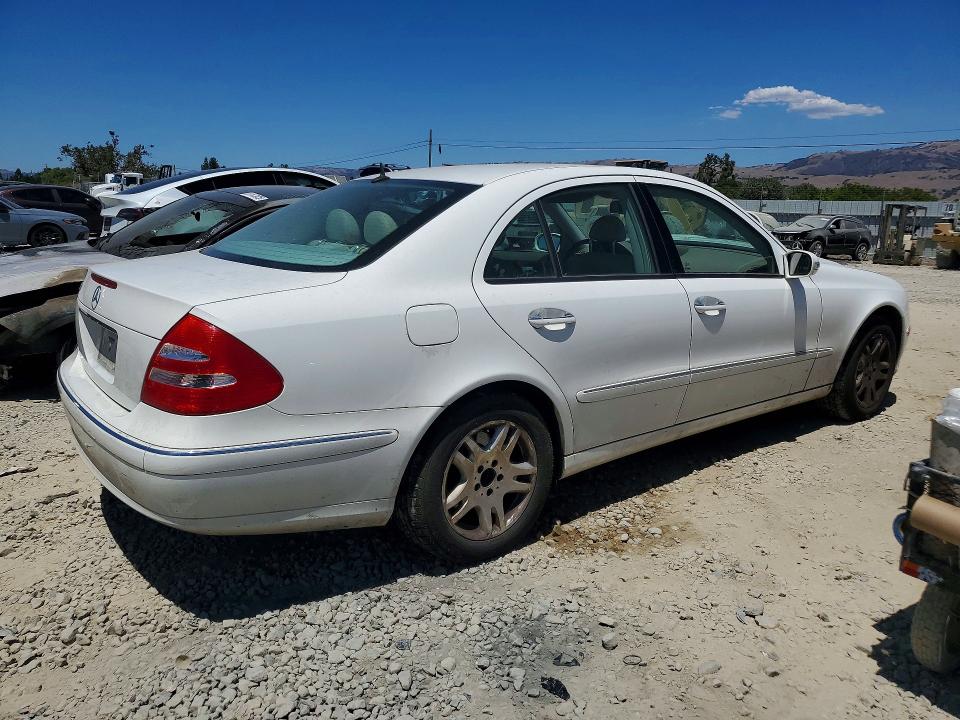 61337606 :رقم المزاد ، WDBUF65J14A509047 vin ، 2004 Mercedes-benz E مزاد بيع