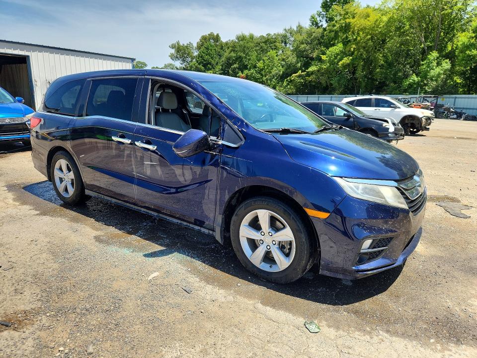 2018 Honda Odyssey მანქანა იყიდება აუქციონზე, vin: 5FNRL6H79JB111703, აუქციონის ნომერი: 62595736