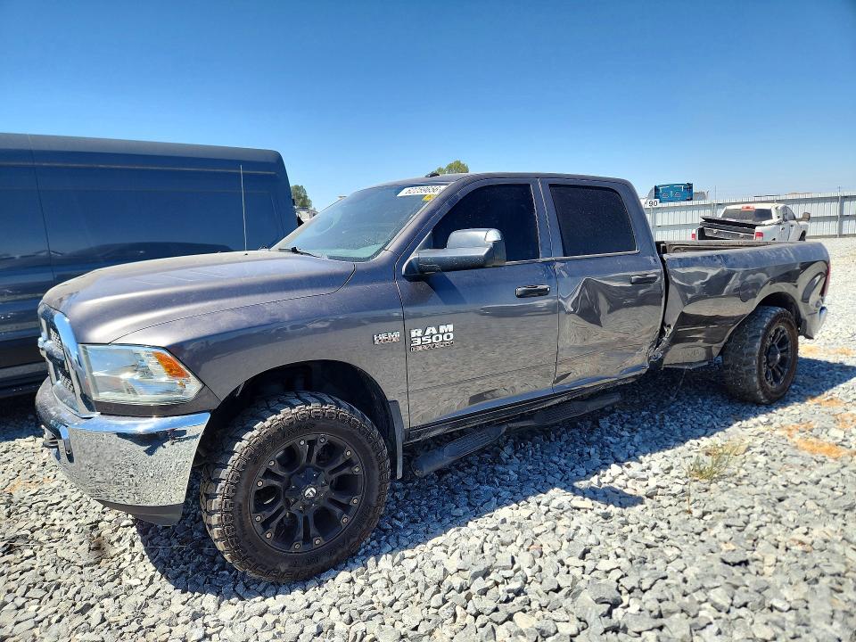 62259656 :رقم المزاد ، 3C63R2GJ6FG523113 vin ، 2015 Ram 3500 مزاد بيع