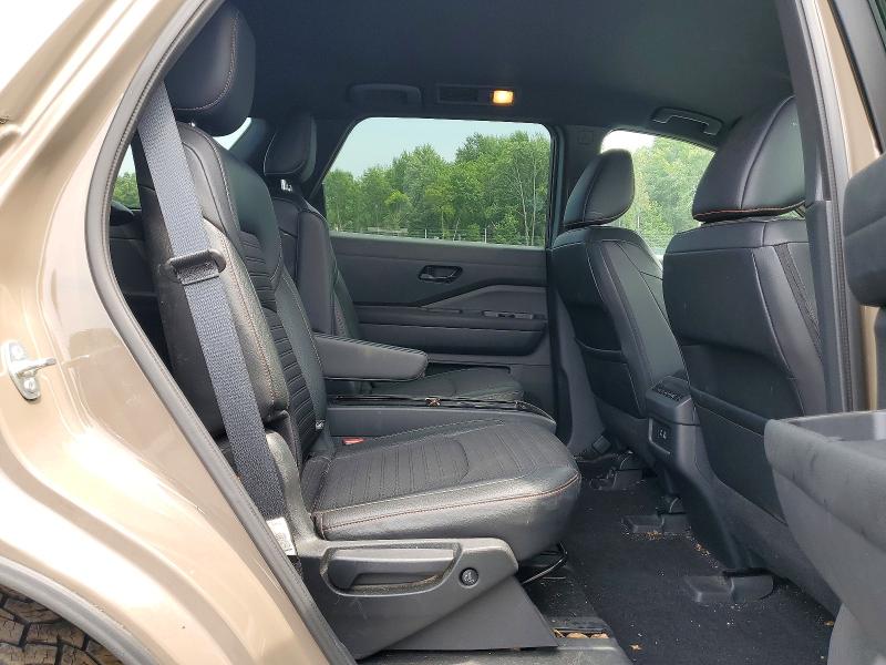 61314936 :رقم المزاد ، 5N1DR3BD6RC232795 vin ، 2024 Nissan Pathfinder مزاد بيع